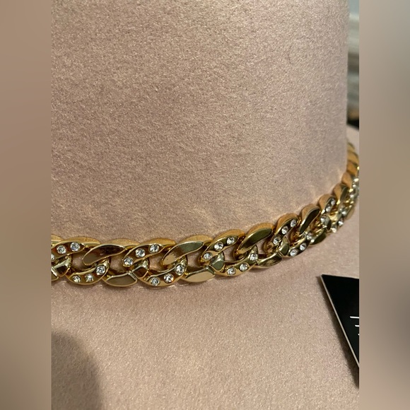 Felt hat - Picture 3 of 3